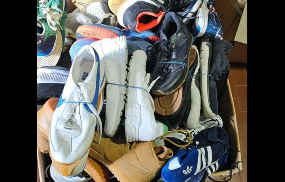 scarpe usate sportive ingrosso
